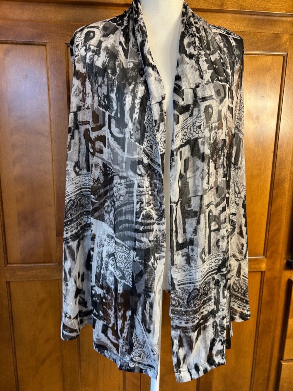 CJ Banks Womens Sheer Black White Geometric Open Front Sleeveless Kimono. Sz 1X
